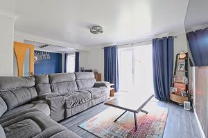 Living Room- click for photo gallery